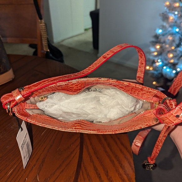 Brahmin bucket bag - Picture 2 of 3
